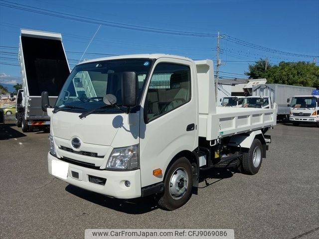 hino dutro 2023 -HINO--Hino Dutoro 2KG-XZU700X--XZU700-0014009---HINO--Hino Dutoro 2KG-XZU700X--XZU700-0014009- image 1