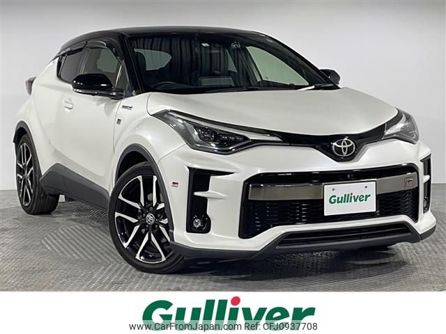 toyota c-hr 2020 -TOYOTA--C-HR 6AA-ZYX11--ZYX11-2002335---TOYOTA--C-HR 6AA-ZYX11--ZYX11-2002335- image 1