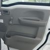 suzuki every 2017 CFJ1746196 image 19