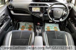 toyota aqua 2013 CFJ1521645
