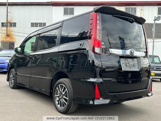 toyota noah 2016 -TOYOTA--Noah ZRR85W--0047025---TOYOTA--Noah ZRR85W--0047025- image 2