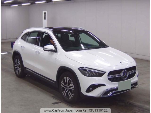 mercedes-benz gla-class 2024 quick_quick_3DA-247713M_W1N2477132J570957 image 1