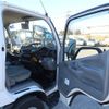 hino dutro 2015 CFJ0760104 image 16