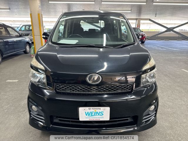 toyota voxy 2011 CFJ1854574 image 2