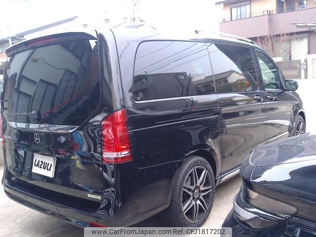 mercedes-benz v-class 2023 CFJ1817202 image 2