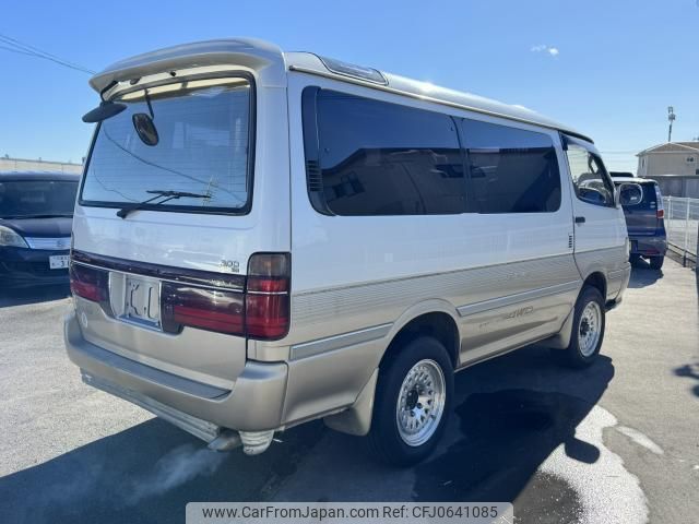 toyota hiace-wagon 1994 quick_quick_Y-KZH106W_KZH106-1011241 image 2