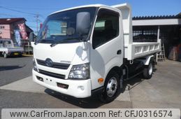 hino dutro 2016 GOO_NET_EXCHANGE_0502426A30241011W004