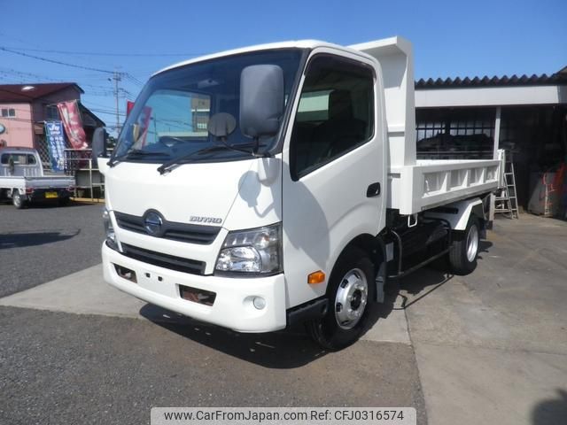 hino dutro 2016 GOO_NET_EXCHANGE_0502426A30241011W004 image 1