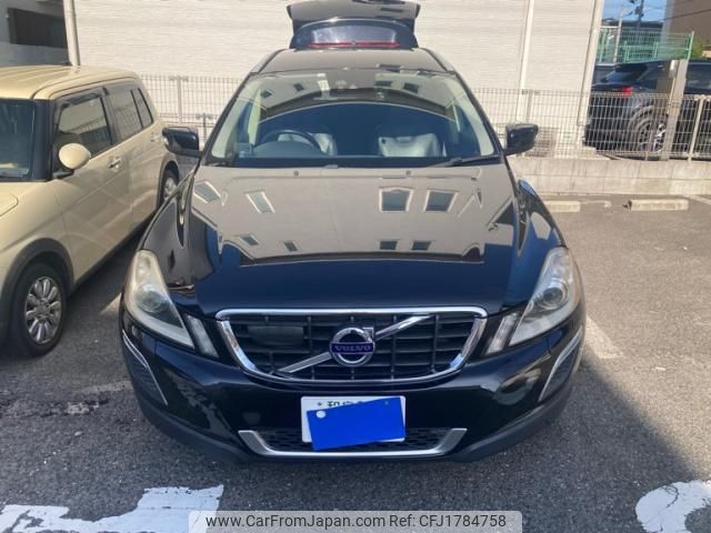volvo xc60 2013 CFJ1784758 image 1