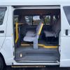 toyota hiace-van 2005 GOO_JP_700120094030241121001 image 64