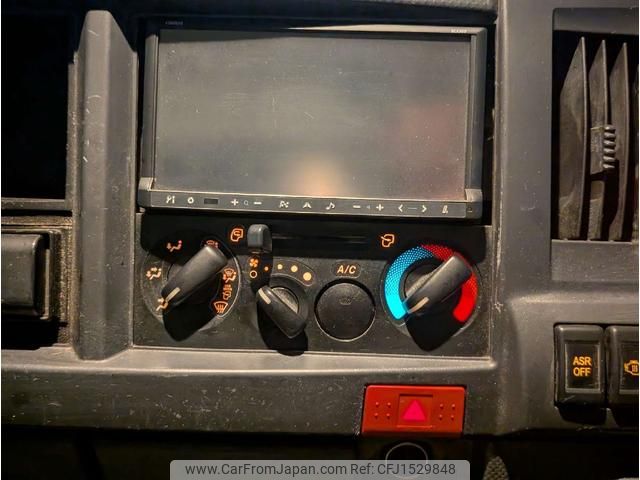 isuzu elf-truck 2010 CFJ1529848 image 2