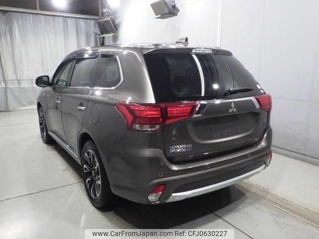 mitsubishi outlander-phev 2016 quick_quick_DLA-GG2W_0308593 image 2