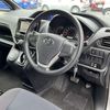 toyota voxy 2018 CARSENSOR_JP_AU6358325591 image 18