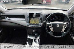 toyota crown 2010 504928-927706