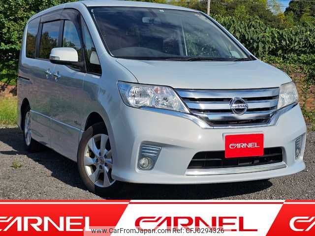 nissan serena 2013 M00558 image 1