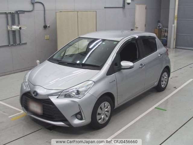 toyota vitz 2018 -TOYOTA--Vitz DAA-NHP130--NHP130-2032368---TOYOTA--Vitz DAA-NHP130--NHP130-2032368- image 1