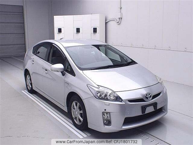 toyota prius 2011 CFJ1801732 image 1