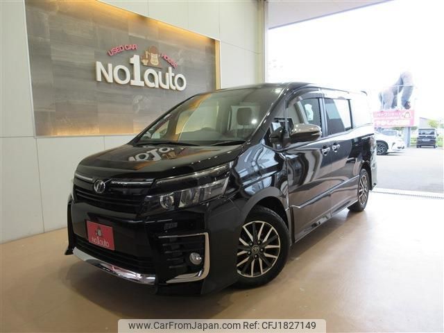 toyota voxy 2014 CFJ1827149 image 1