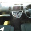 toyota wish 2004 CFJ1743158 image 9