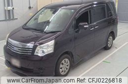 toyota noah 2013 -TOYOTA--Noah DBA-ZRR70G--ZRR70-0588227---TOYOTA--Noah DBA-ZRR70G--ZRR70-0588227-