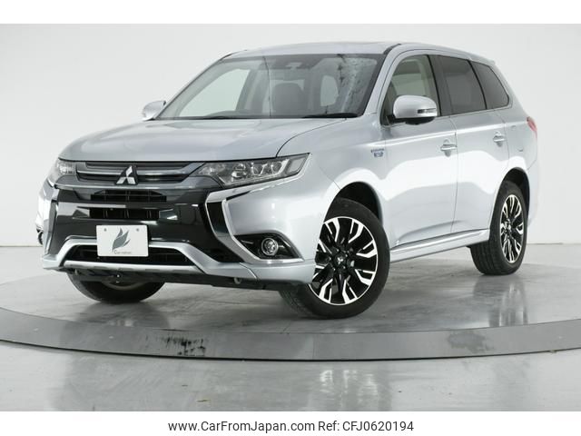 mitsubishi outlander-phev 2017 quick_quick_GG2W_GG2W-0403960 image 2