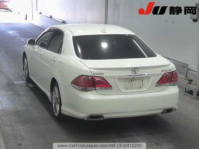 toyota crown 2010 TE4194 image 1