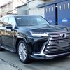 lexus lx 2022 24232906 image 7