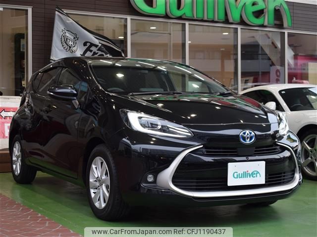 toyota aqua 2022 -TOYOTA--AQUA 6AA-MXPK11--MXPK11-2087812---TOYOTA--AQUA 6AA-MXPK11--MXPK11-2087812- image 1