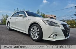 toyota crown-hybrid 2013 CFJ1601272