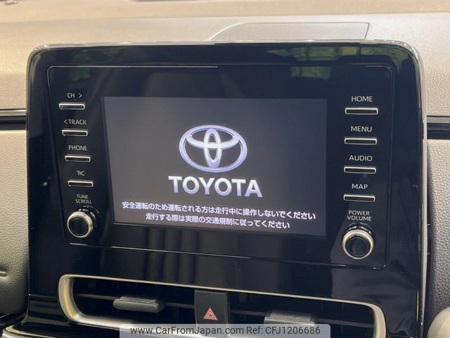 toyota aqua 2022 -TOYOTA--AQUA 6AA-MXPK11--MXPK11-2065895---TOYOTA--AQUA 6AA-MXPK11--MXPK11-2065895- image 2