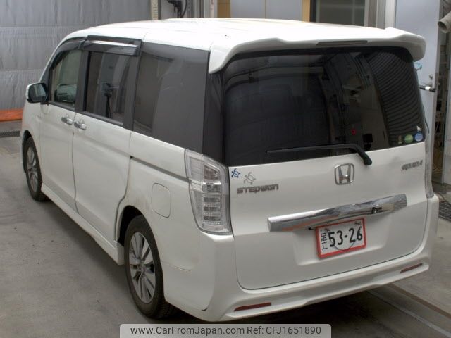 honda stepwagon 2012 CFJ1651890 image 2