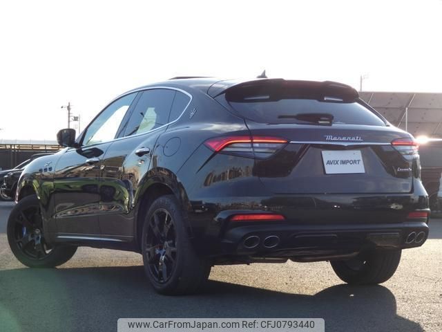 maserati levante 2022 quick_quick_MLE20_ZN6AU61C00X386055 image 2