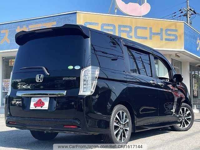 honda stepwagon 2012 CFJ1617144 image 2