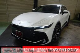 toyota crown 2022 CFJ1810838