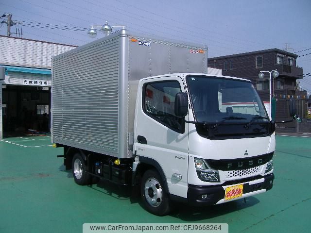 mitsubishi-fuso canter 2024 GOO_NET_EXCHANGE_0530120A30240406W001 image 1