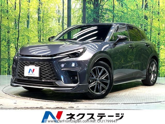lexus lexus-lbx 2024 CFJ1799947 image 1