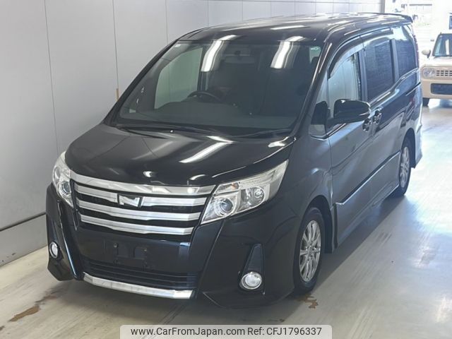 toyota noah 2014 CFJ1796337 image 1