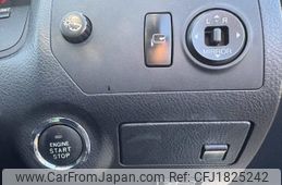 toyota crown 2006 CFJ1825242