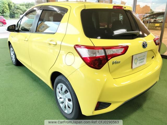 toyota vitz 2017 quick_quick_DAA-NHP130_NHP130-2021349 image 2