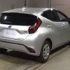 toyota aqua 2022 -TOYOTA--AQUA 6AA-MXPK11--MXPK11-2047702---TOYOTA--AQUA 6AA-MXPK11--MXPK11-2047702- image 2