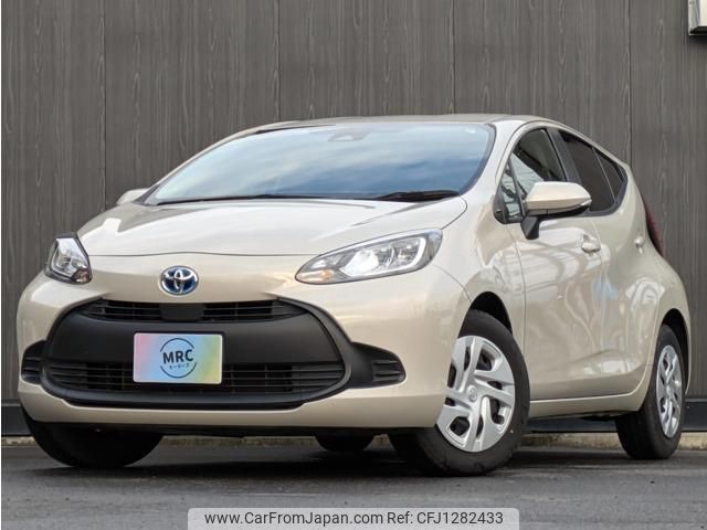 toyota aqua 2022 quick_quick_6AA-MXPK11_MXPK11-2063357 image 1