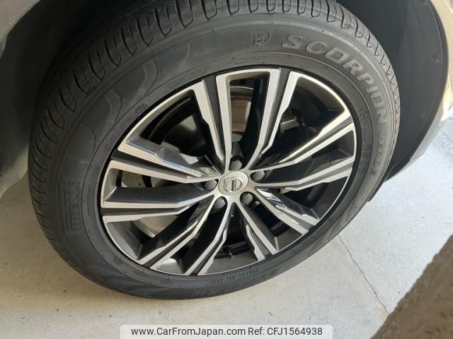 volvo xc60 2021 CFJ1564938 image 2