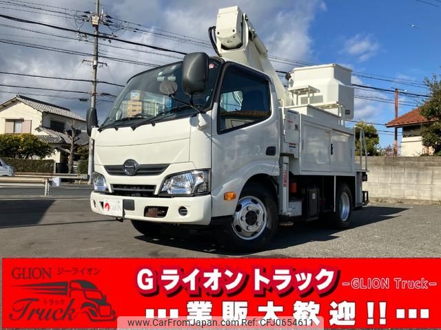 hino dutro 2017 GOO_NET_EXCHANGE_0730189A30250117W001 image 1