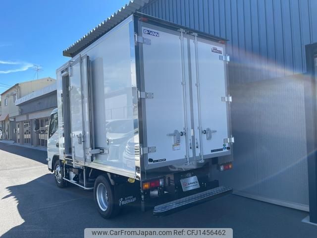mitsubishi-fuso canter 2022 quick_quick_FBAV0_FBAV0-590914 image 2