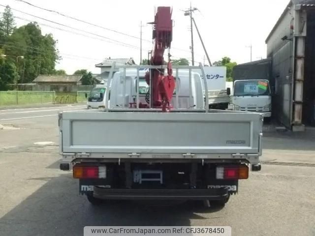 mazda titan 2003 CFJ3678450 image 2