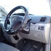toyota noah 2002 REALMOTOR_N2023100184A-24 image 12