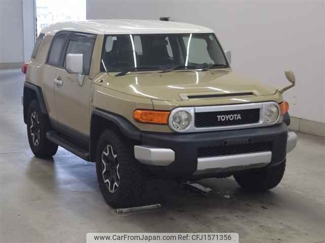 toyota fj-cruiser undefined CFJ1571356 image 1