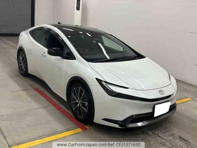 toyota prius 2023 quick_quick_6AA-MXWH60_4038964 image 1