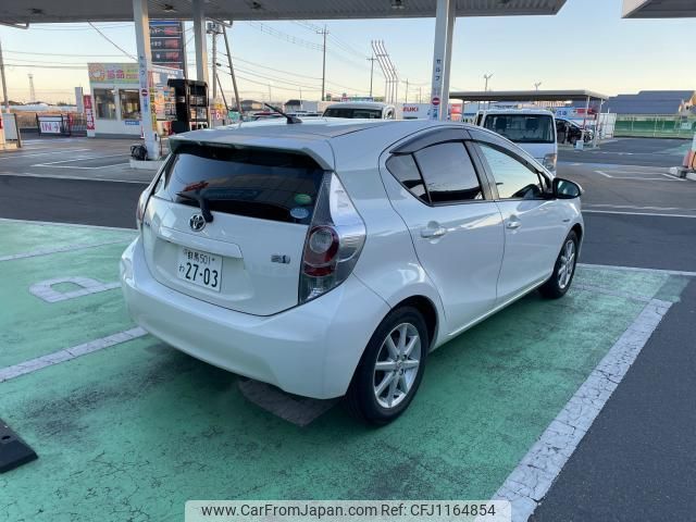 toyota aqua 2013 quick_quick_NHP10_NHP10-6133322 image 2