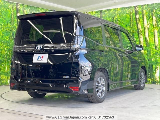 toyota voxy 2023 CFJ1732563 image 2